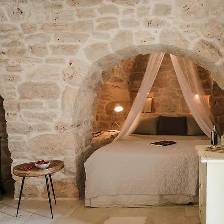 Trulli Angelo Villa *